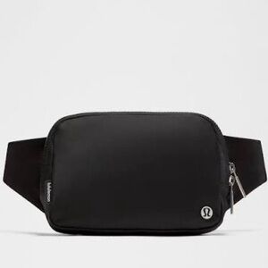 NWT Lululemon Everywhere Belt Bag Large 2L - Black/Black